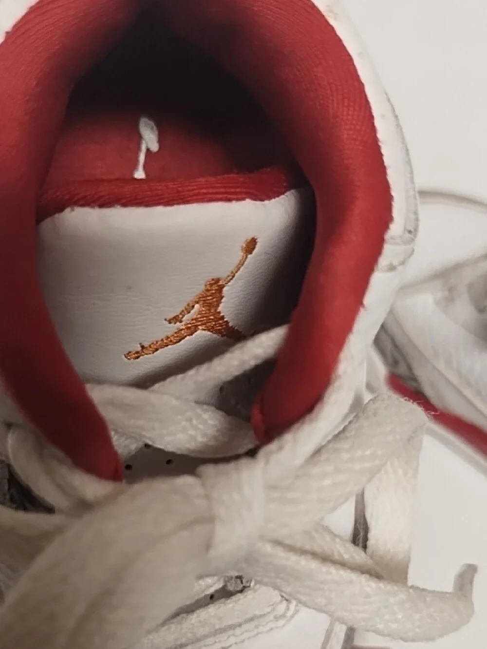 Jordan 3 Retro Cardinal | 6C | White, Light Curry, Cardinal Red, Cement Grey